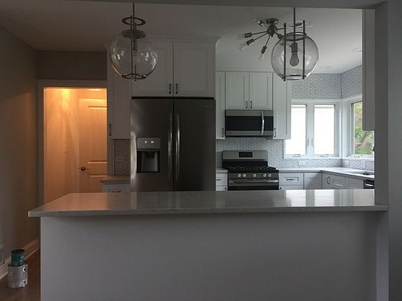 3rd image of 9401 Central Park Ave
