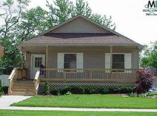566 W Saratoga St, Ferndale, MI 48220