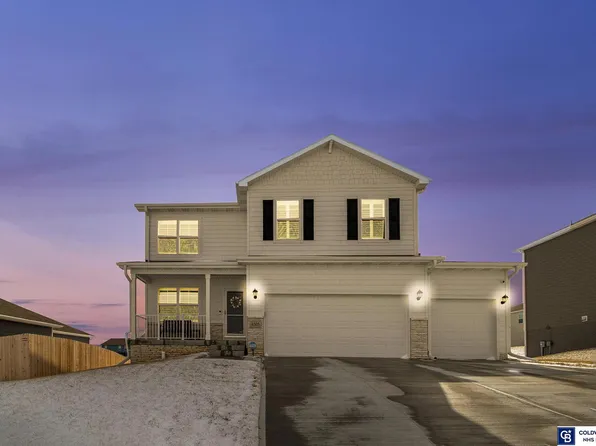 4505 Leawood Dr, Bellevue, NE 68133