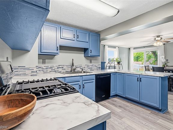 4th image of 3004 Patton Pl NW