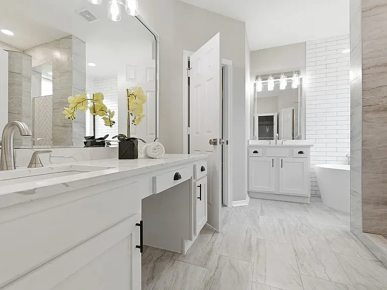 7000 Winthorp Dr — Photo 10
