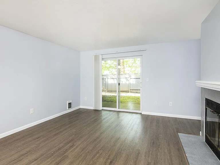 Glade Park Apartments — Photo 17