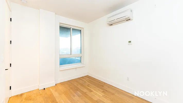 Rented by Nooklyn NYC LLC | media 8