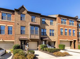 3058 Wild Blue Indigo Ct, Fairfax, VA 22031