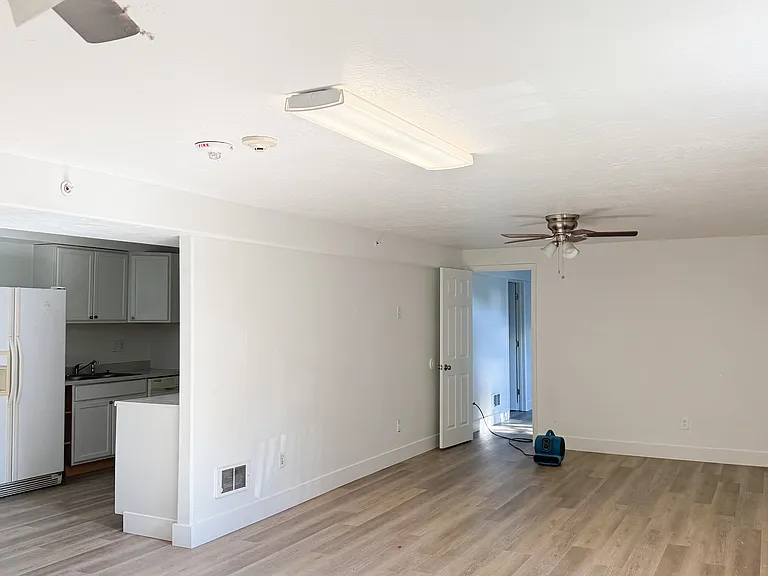 236 N 3 E #2 — Photo 10