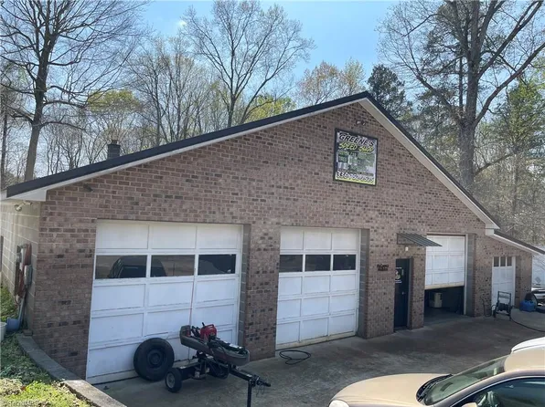 201 Old Pasture Rd, Linwood, NC 27299