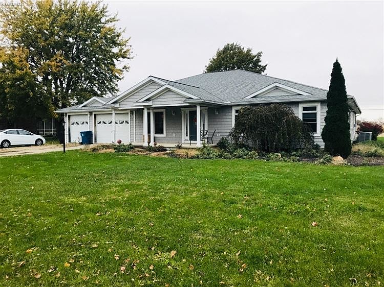 1st image of 128 Thomas Dr