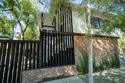 511 N Yosemite Ave
