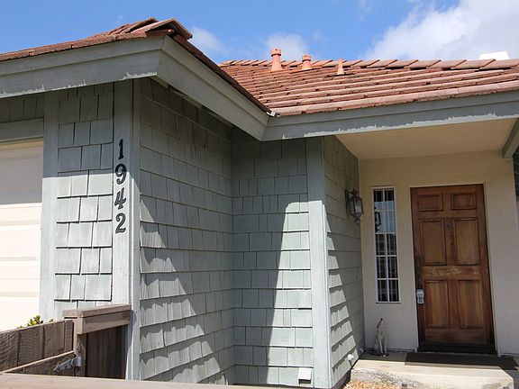 4th image of 1942 Rosewood St