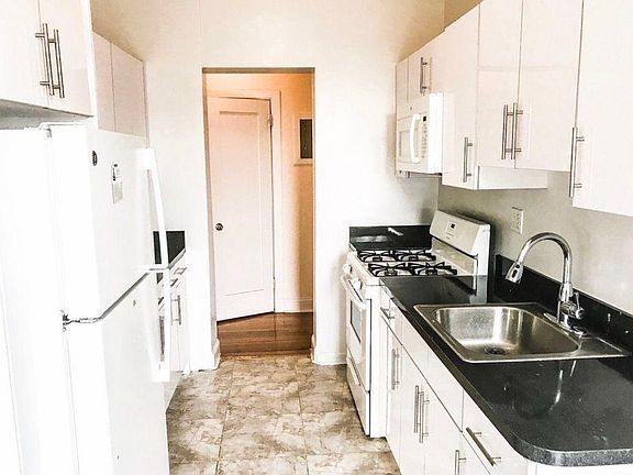 3rd image of 8602 Park Ln S APT 2B4
