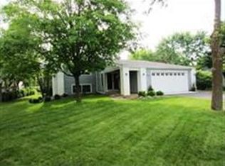 3635 Laurel Dr, Deephaven, MN 55391