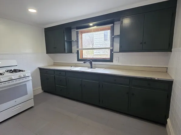 102 Echnoz Ave, Meadville, PA 16335