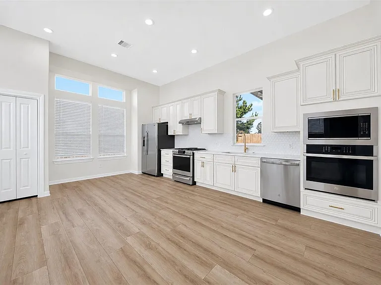 9627 Champion Heavens Dr — Photo 13