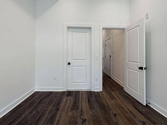 4th image of 625 N 52nd St #3