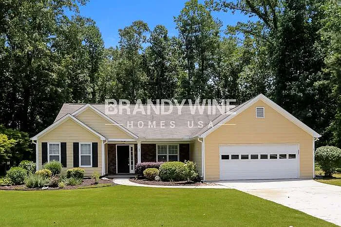 3 bed, 2.0 bath, 1858 sqft, $2,095 — Photo 2