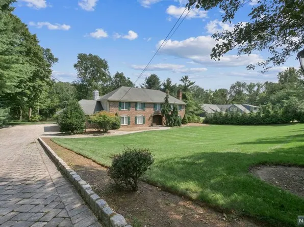 246 W Saddle River Rd, Saddle River, NJ 07458