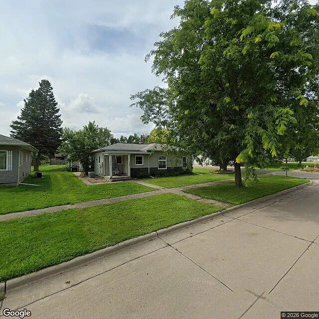 3 Bedroom 1 Bathroom House — Photo 1