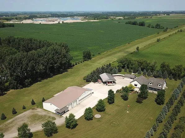 18000 Us Highway 10, Hawley, MN 56549