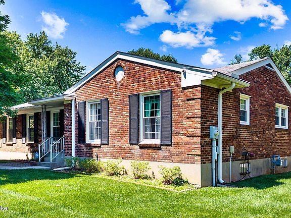 3rd image of 1106 King Arthur Ln