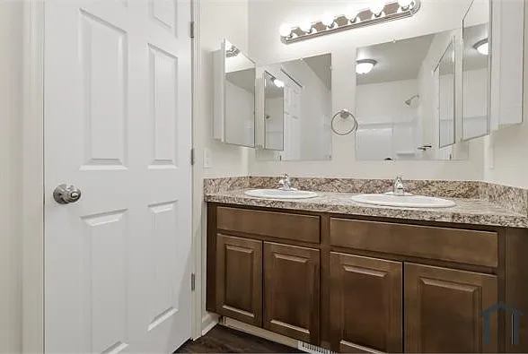 5825 Emerald Springs Cir