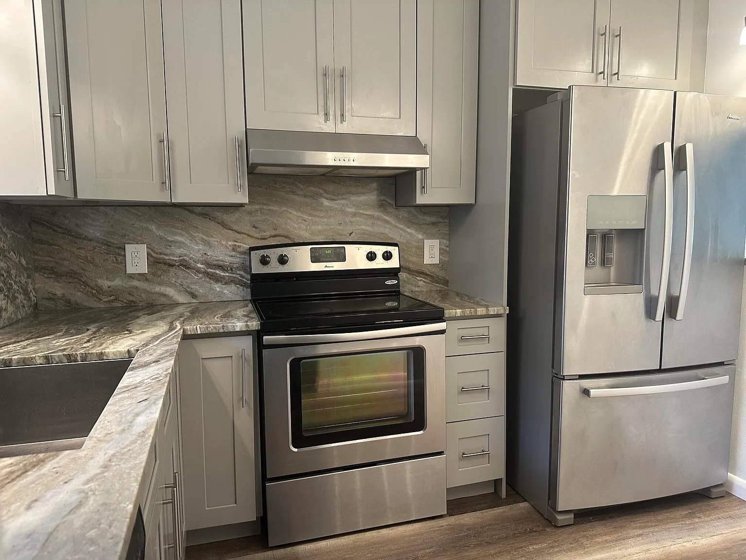 2 bed, 2.0 bath, 858 sqft, $2,000 — Photo 4