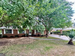 402 Pineview Dr, Waycross, GA 31501