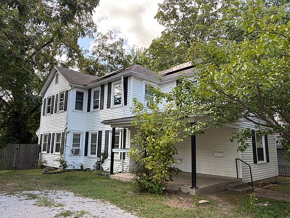 2nd image of 417 N Johnson Ave