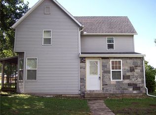 201 4th St, Westervelt, IL 62565