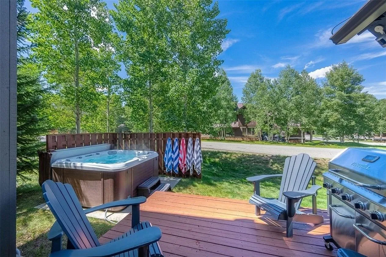 4 bed, 1856 sqft, $7,000 — Photo 4