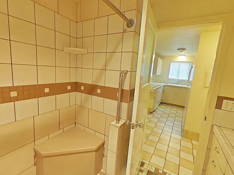 1747 Hilyard Aly — Photo 15