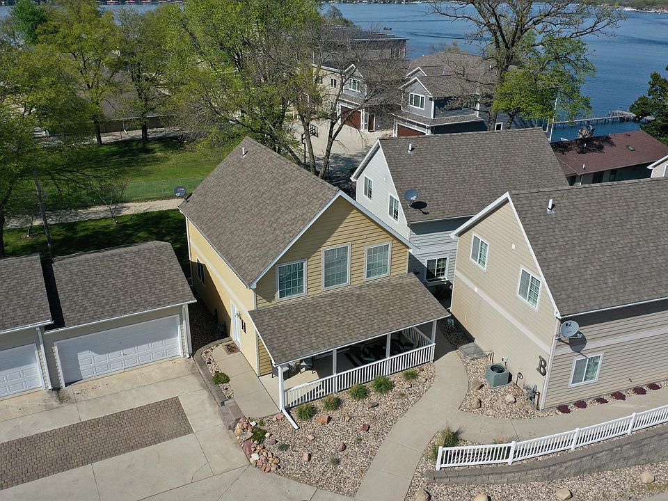 1st image of 150 Iowa St #16
