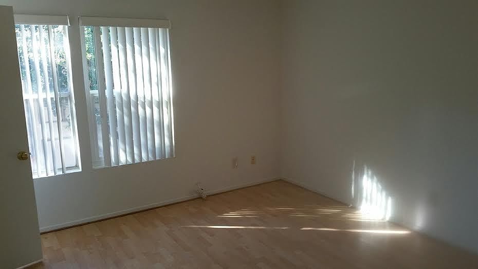 1st image of 50 E Ramona St