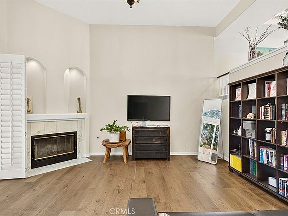 5th image of 5340 Las Virgenes Rd APT 11