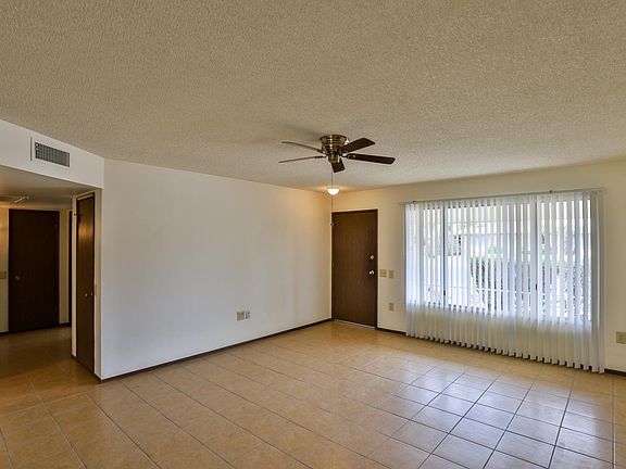 4th image of 10137 W Willowcreek Cir