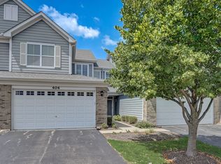 404 Blackstone Ave, Elgin, IL 60124