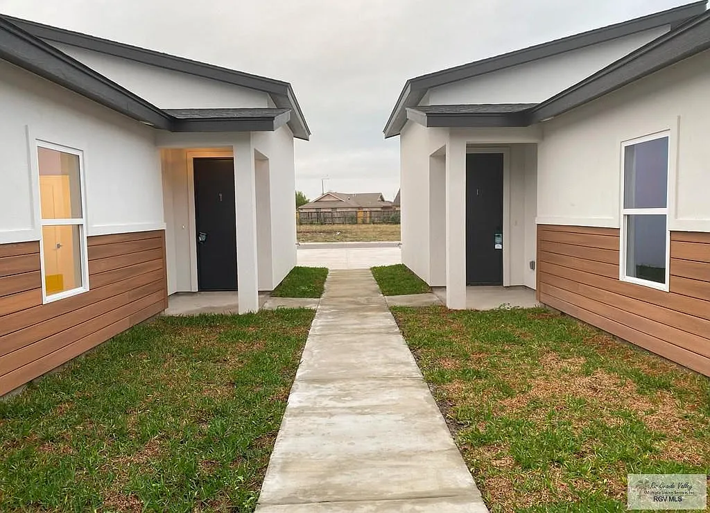 2 bed, 2.0 bath, 1000 sqft, $1,650 — Photo 2