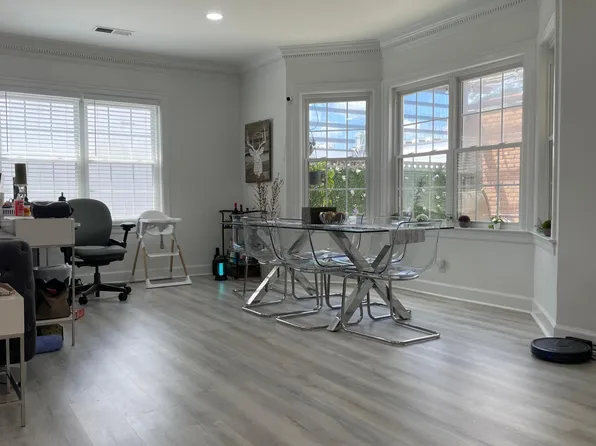 3649 Peachtree Rd NE APT 304, Atlanta, GA 30319