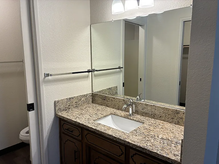 2028 Kruger Dr — Photo 17