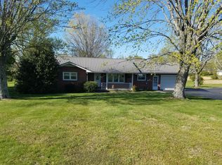 82 Old Woodbury Hwy, Manchester, TN 37355