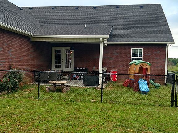 4th image of 184 Hazelnut Ln
