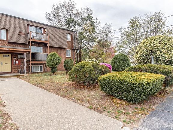 3rd image of 12 Josephine St APT 309