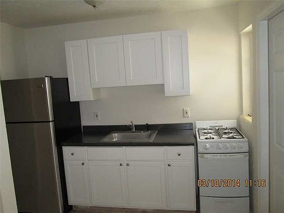 5th image of 2021 Plunkett St