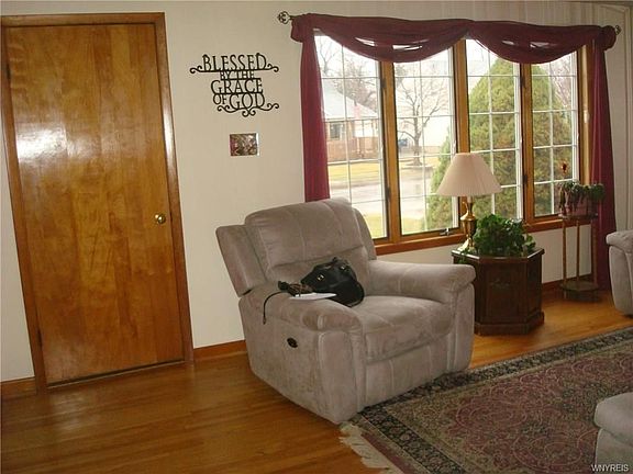 4th image of this home