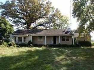 17639 Fawn River Rd, White Pigeon, MI 49099