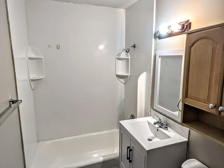 1367 N Morgantown Ave — Photo 6