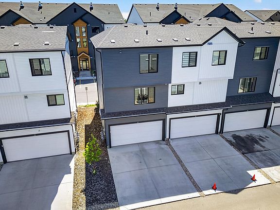 4th image of 850 Secord Blvd NW #13