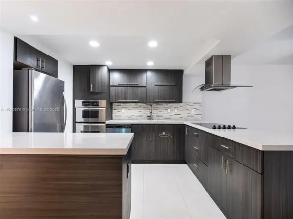20350 W Country Club Dr #1234, Aventura, FL 33180