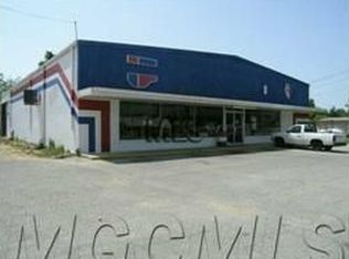 4413 Main St, Moss Point, MS 39563