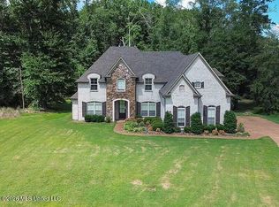 12902 Cotton Row Dr, Olive Branch, MS 38654