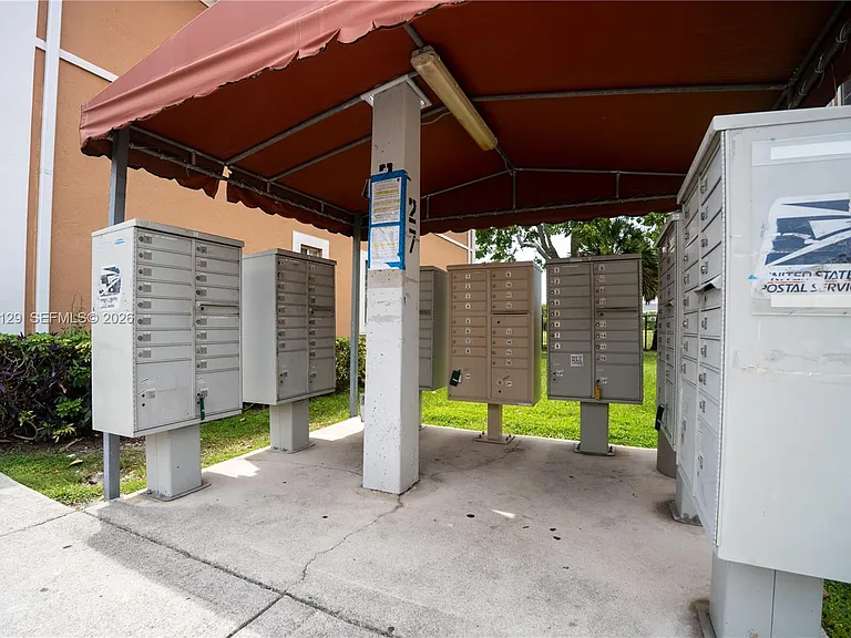 17600 NW 73rd Ave #2016 — Photo 25
